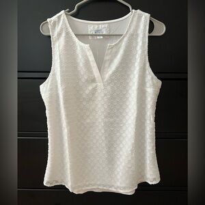 Market & Spruce Ezide textured mixed material top